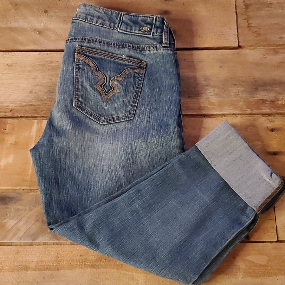 Buffalo David 🐃 Bitton Capri jeans